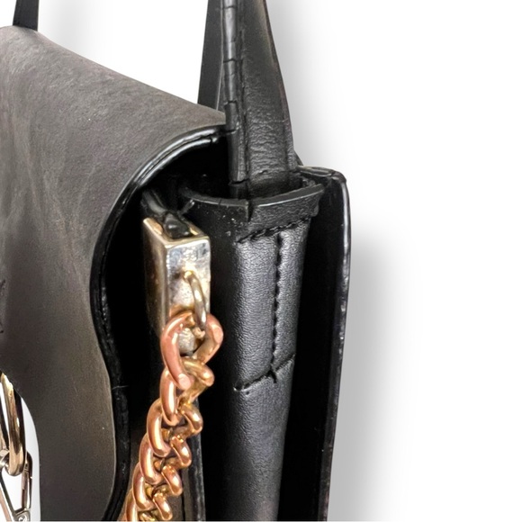 Chloe Faye Black Leather Ring Crossbody Bag - Picture 7 of 12